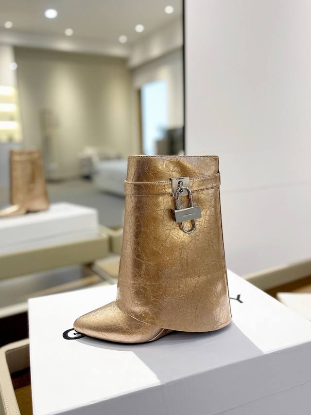 Price: Authentic Givenchy high-heeled laminated leather wrinkled ankle boots, t