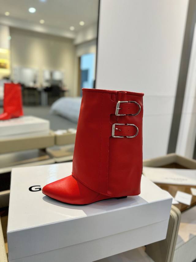 Price: Authentic Givenchy high-heeled ankle boots, top-quality custom version. G