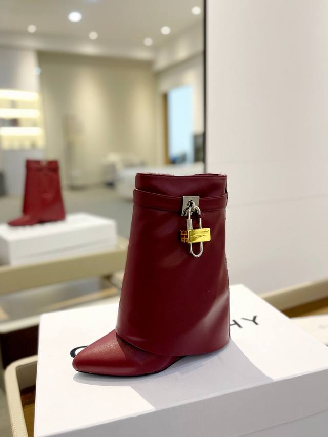 Price: Authentic Custom-Made Version Givenchy New High-Heeled Ankle Boots, Highe