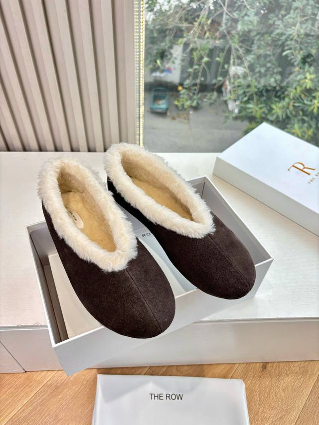 G679 What you see is what you get. The Row 25Wf New Retro Furry Shoes. These dou