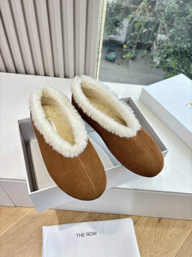 G679 What you see is what you get. The Row 25Wf New Retro Furry Shoes. These dou