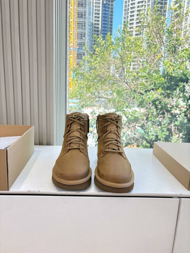 G178 What you see is what you get. Ugg's new autumn/winter platform casual shoes