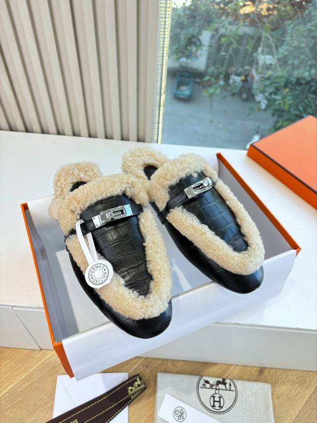 G203 Top-grade *Hermes Teddy Bear Fur Toe Sandals with Shearling and Curled Fur G203 Top-grade *Hermes Teddy Bear Fur Toe Sandals with Shearling and Curled Fur