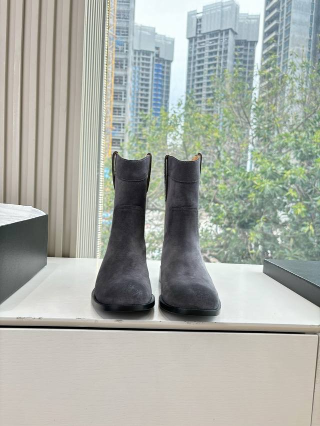 G302 Chanel Chelsea Boots (Autumn/Winter), New Style, Rider Boots. These riding