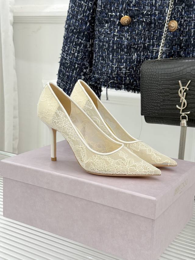 Factory Price Jimmy Choo Classic Lace Pointed-Toe High Heels A super ethereal pa