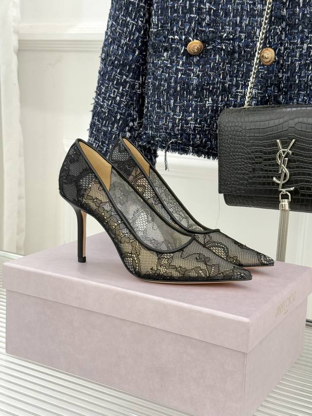 Factory Price Jimmy Choo Classic Lace Pointed-Toe High Heels A super ethereal pa