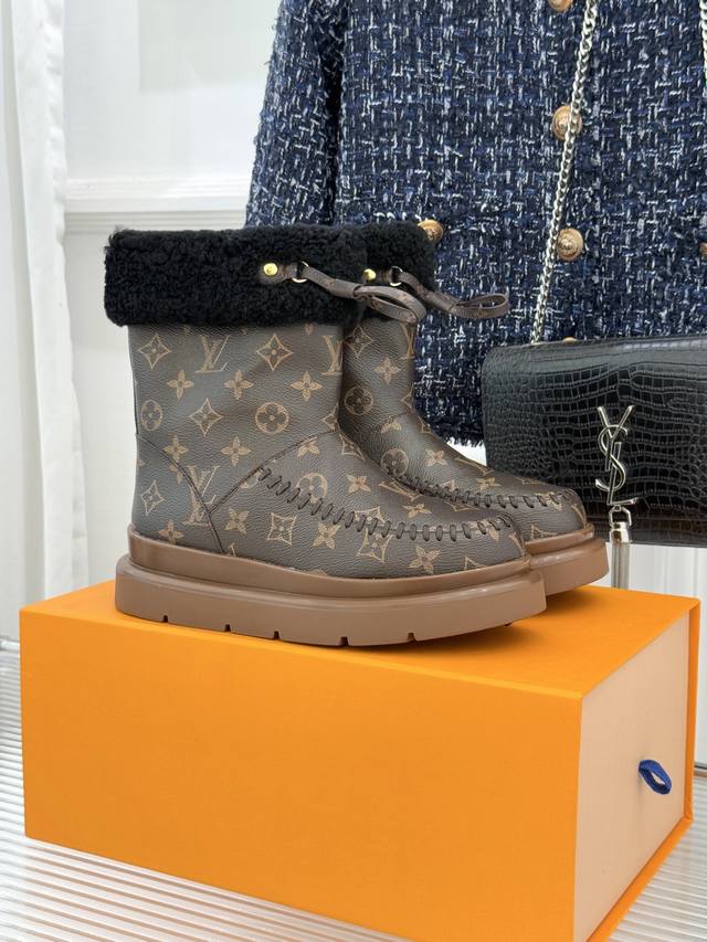 Factory Price L*V Louis Vuitton Classic Autumn/Winter Pillow Down Snow Boots Are