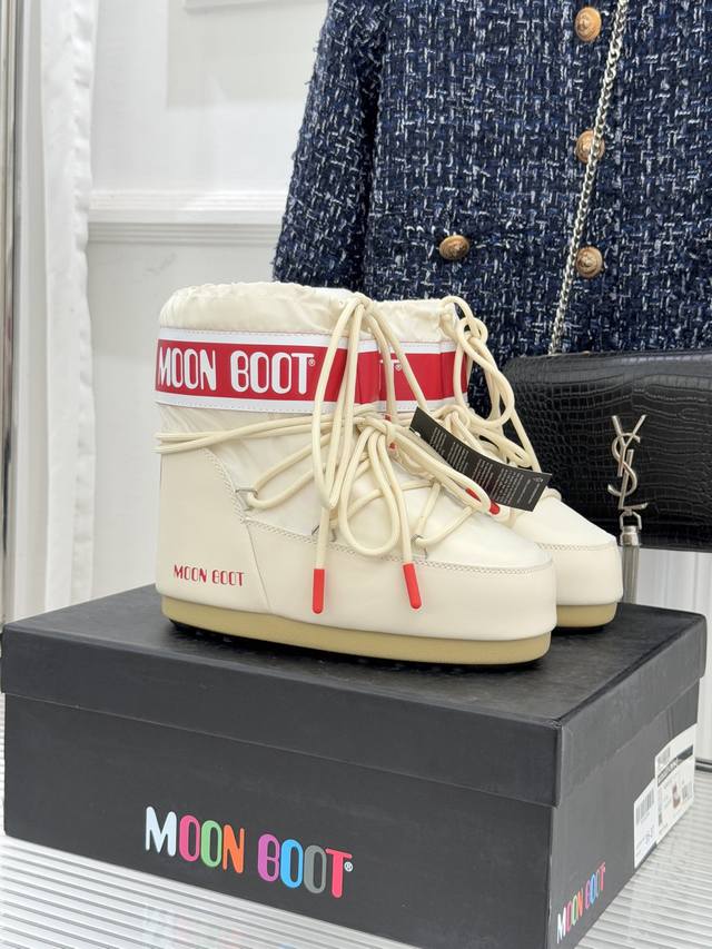 Factory Price Moon Boot Classic Bestselling Ski Boots Snow Boot Series When the