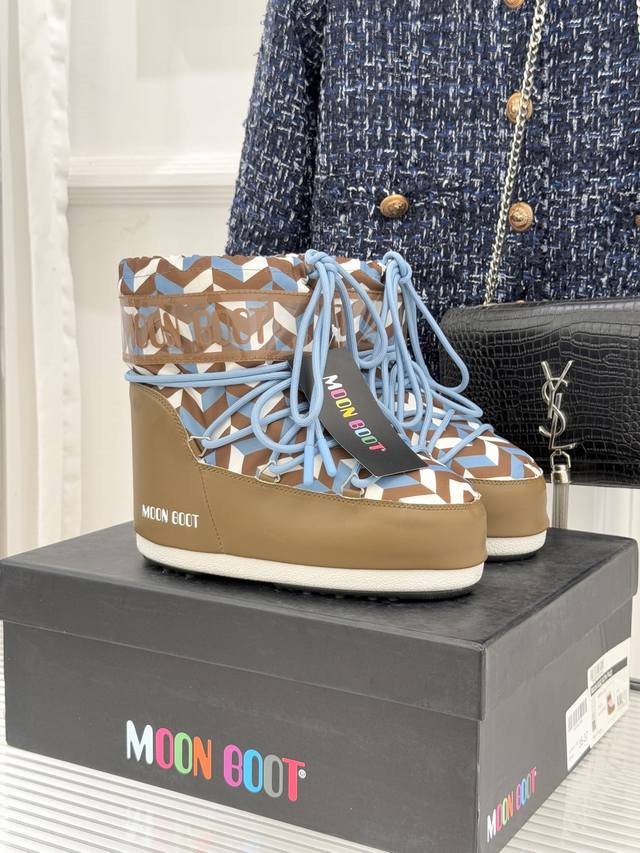 Factory Price Moon Boot Classic Bestselling Ski Boots Snow Boot Series When the