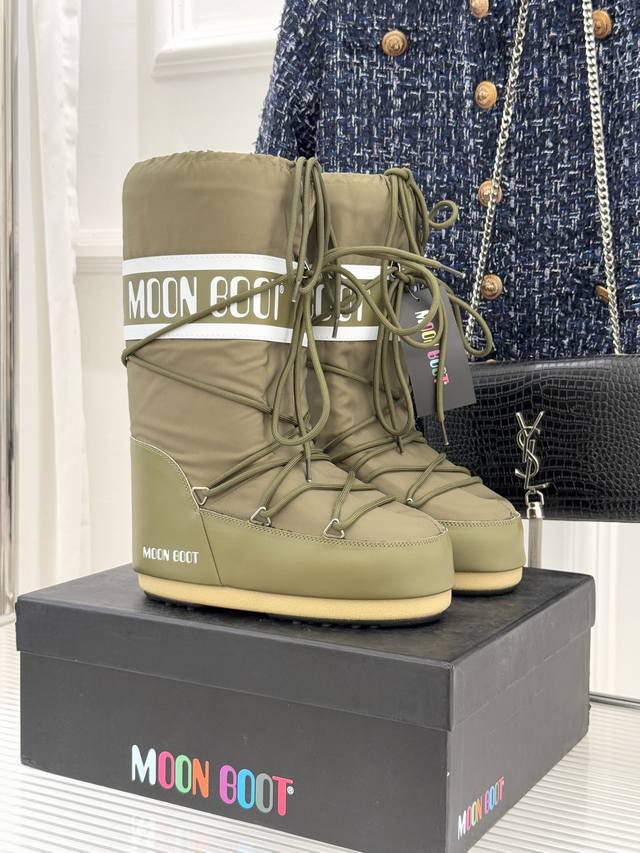 Factory Price Moon Boot Classic Bestselling Ski Boots Snow Boot Series When the