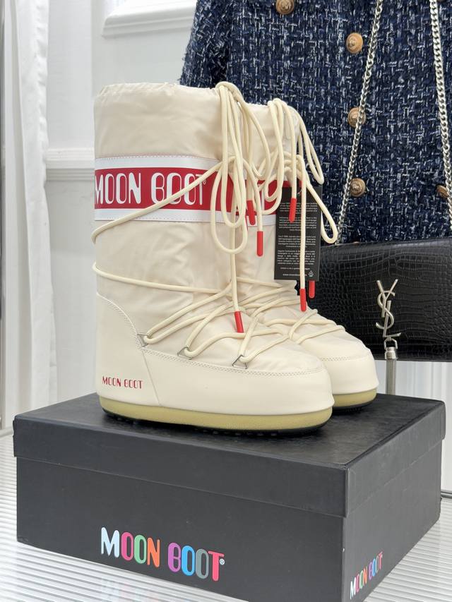 Factory Price Moon Boot Classic Bestselling Ski Boots Snow Boot Series When the