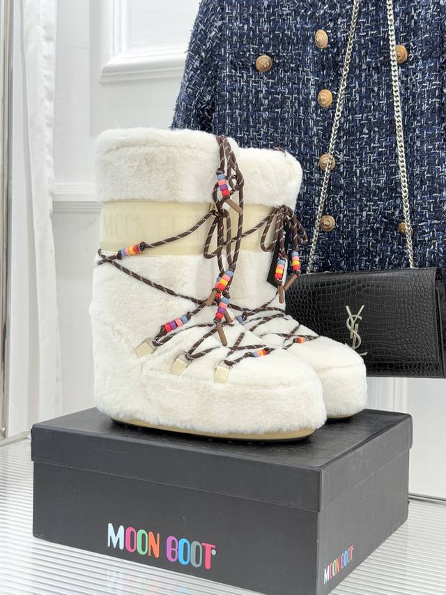 Factory Price Moon Boot Classic Bestselling Ski Boots Snow Boot Series When the