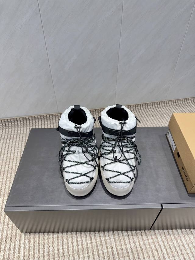 Factory Direct: Exclusive Top-Tier Collaboration Version Moon Boot Moncler Coll