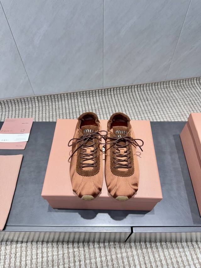 Factory Direct: Exclusive Top-Tier Version Miu Miu 2025 VS Latest Hot-Selling C