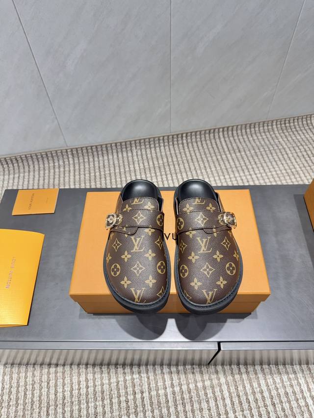 Factory Direct: Exclusive Top-Tier Couple Version L'Or