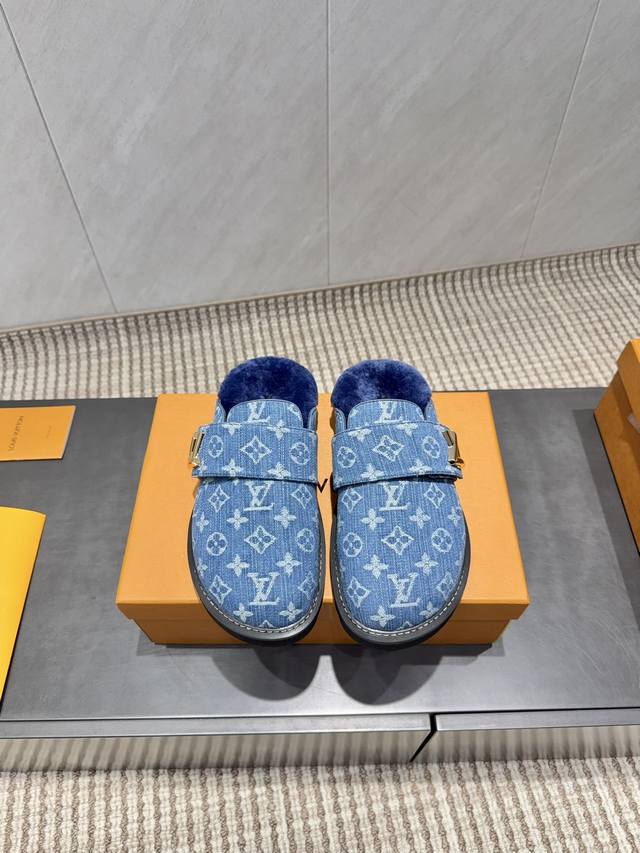 Factory Direct: Exclusive Top-Tier Couple Version L'Or