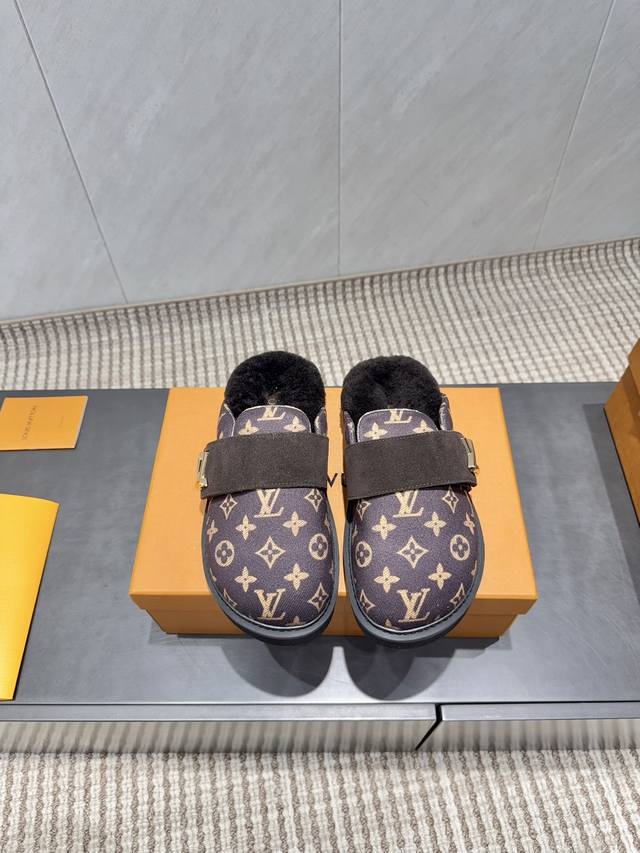 Factory Direct: Exclusive Top-Tier Couple Version L'Or