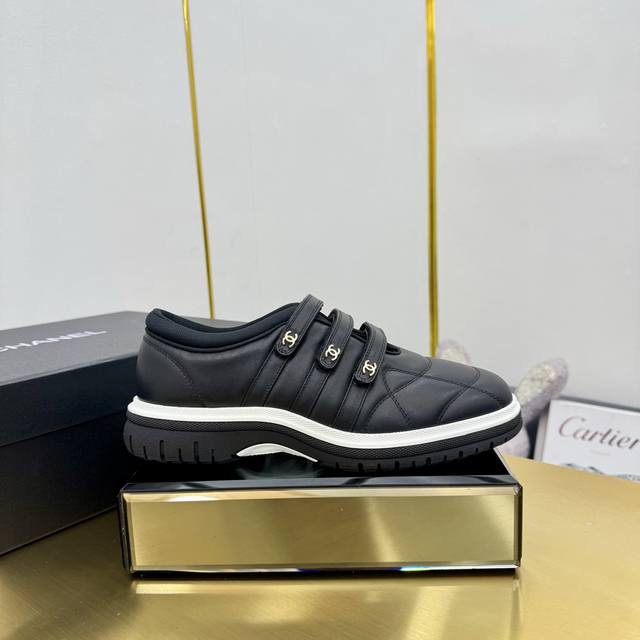 High-quality version Chanel new panda sneakers Chanel 2025Ss hot panda shoes co