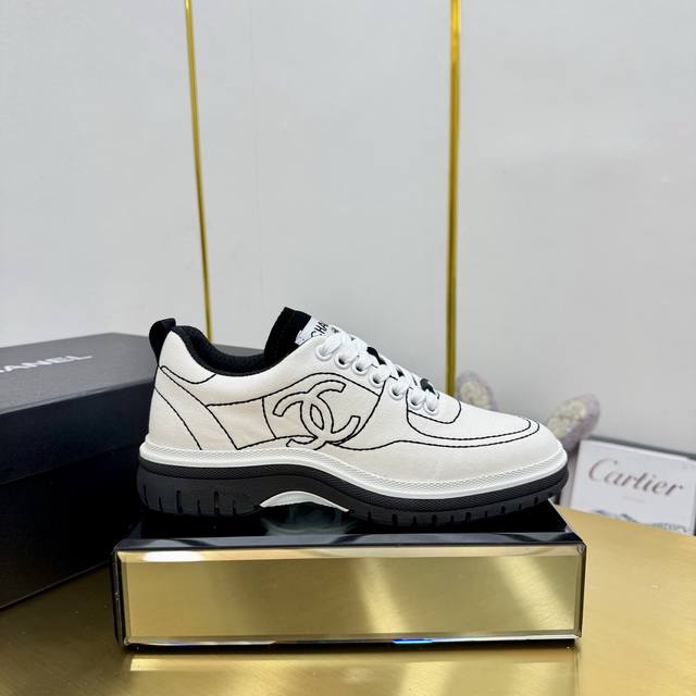 High-quality version Chanel new panda sneakers Chanel 2025Ss hot panda shoes co