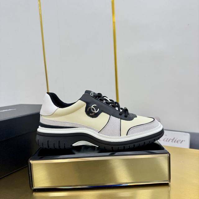High-quality version Chanel new panda sneakers Chanel 2025Ss hot panda shoes co