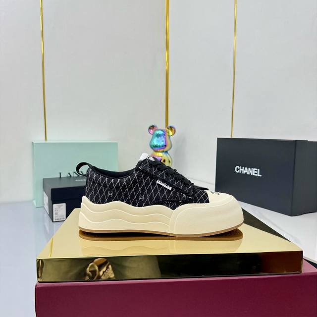 Chanel Panda Shoes ~ Original Calfskin Panda Shoes Chanel 25C Latest Hot Selling