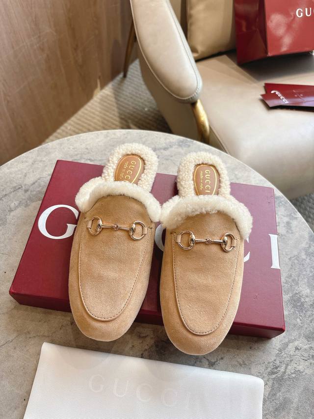 1803-3 Khaki Gucci's iconic Princetown slippers are renowned for their elegant s