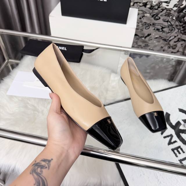 High-quality Chanel single shoes*