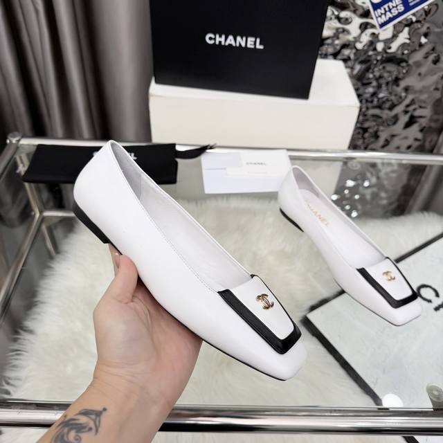 High-quality Chanel single shoes*