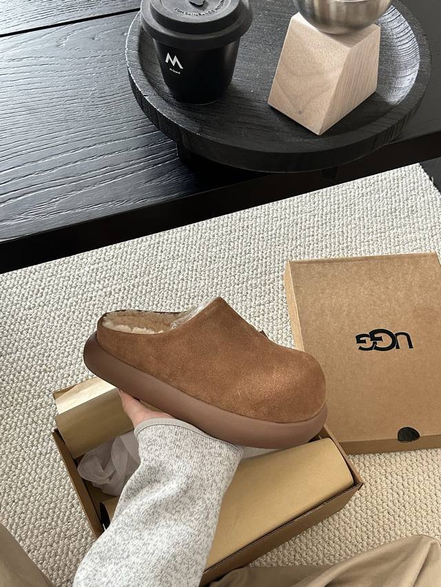 New upgraded potato-shaped platform platform slippers, made of cowhide and wool