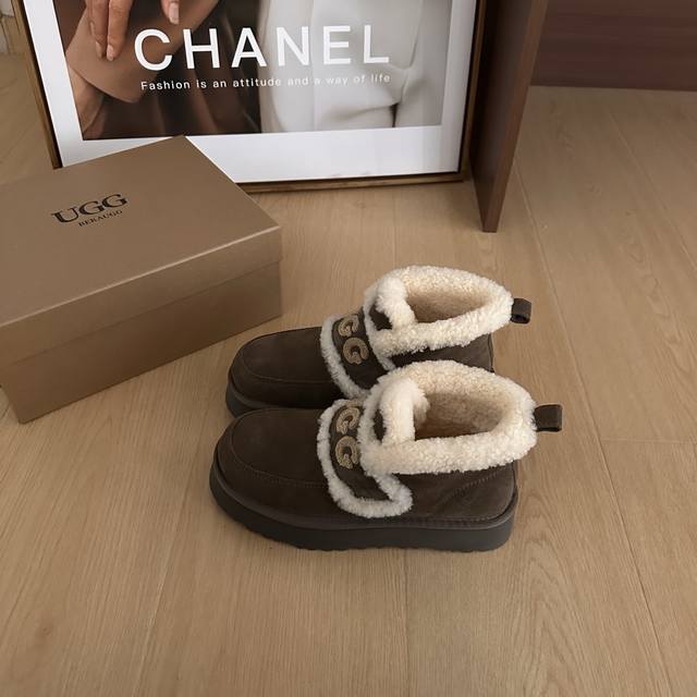 Embroidered Logo Ugg Ankle Boots in Three Colors Shearling Lining Super Lightwei