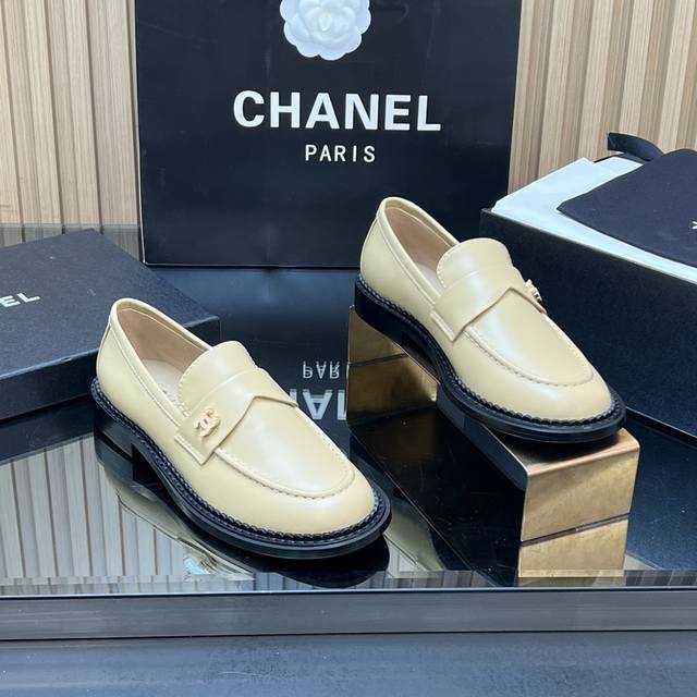 Top-tier version Correct top-tier Chanel classic flat loafers, slip-on loafers C
