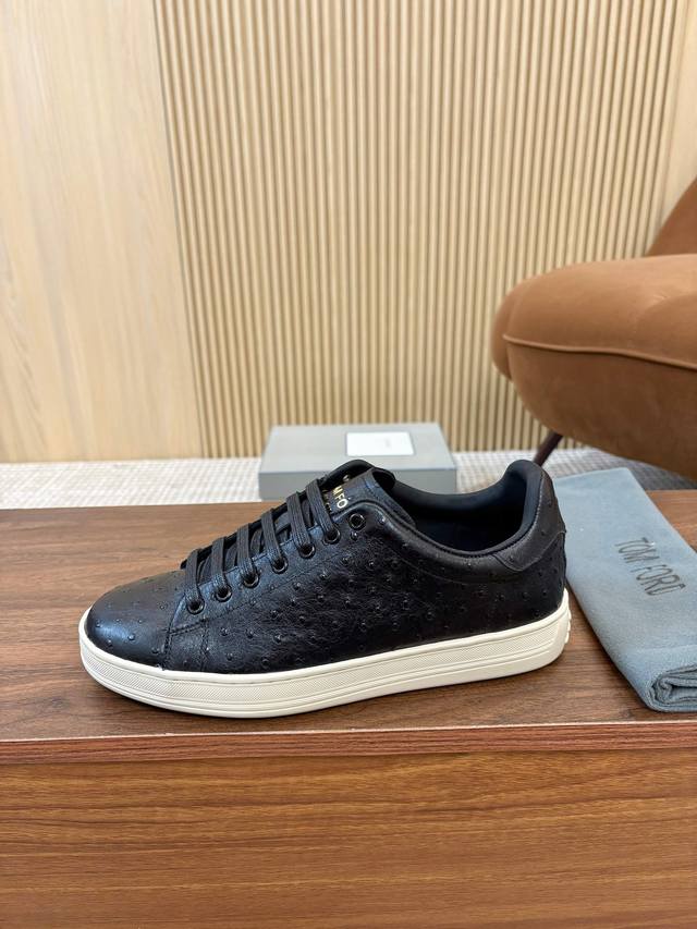 Real Price. Tom Ford's classic style is back! A timeless Tom Ford men's low-top,
