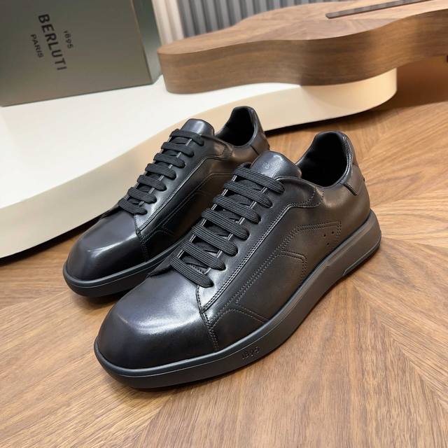 High-version upgrade, the strongest handcrafted distressed sneaker series, usin