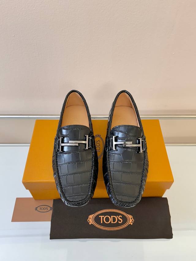 Tods Men's Loafers, New Arrival, High-Quality Crocodile-Patterned Leather, Apri