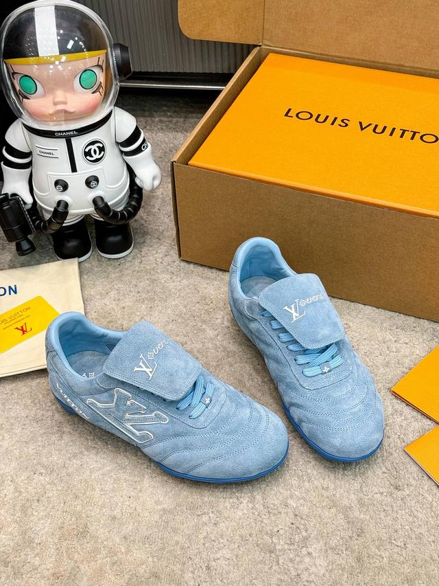 Real Price 225 Louis Vuitton Sneakers, Soccer Shoes, Casual Running Shoes! Many