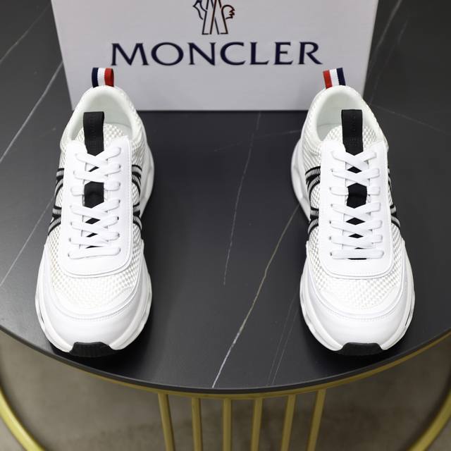 Factory Price (pp): Moncler - Upper: Branded fabric and leather stitching - Lin