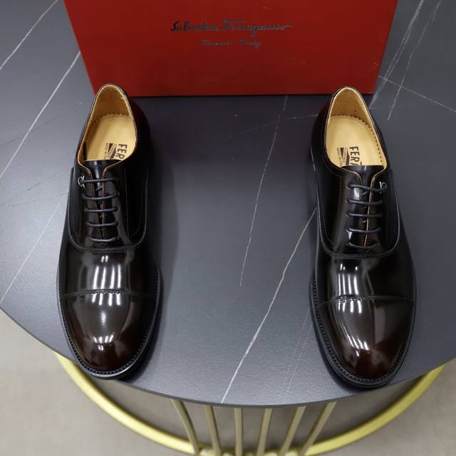 Factory Price p Brand: Ferragamo Sizes: 38-44, 45 (customizable) Grade: Classic