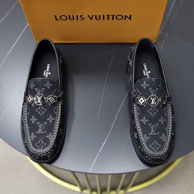 Factory Price p Brand: Louis Vuitton Sizes: 38-44, 45 (customizable) Grade: Clas