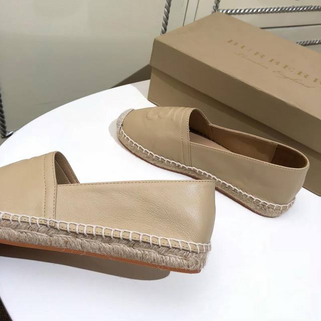 Real Price: Burberry new arrival from the boutique, practical rubber non-slip so