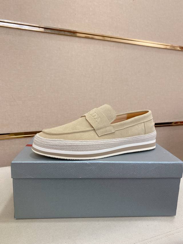 Factory direct price, top-quality new Prada shoes, same style as those in offic