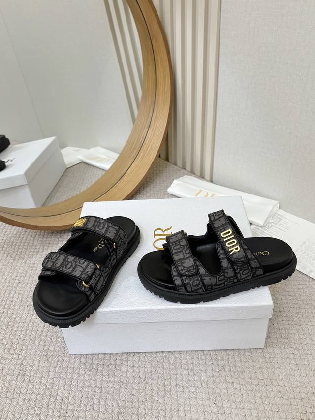 Factory wholesale Dior classic sandals. These Diorabre mixed sheepskin sandals a