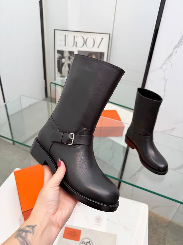 Hermes F032 25Ss Autumn/Winter New Flat British Style Ankle Boots, Martin Boots.