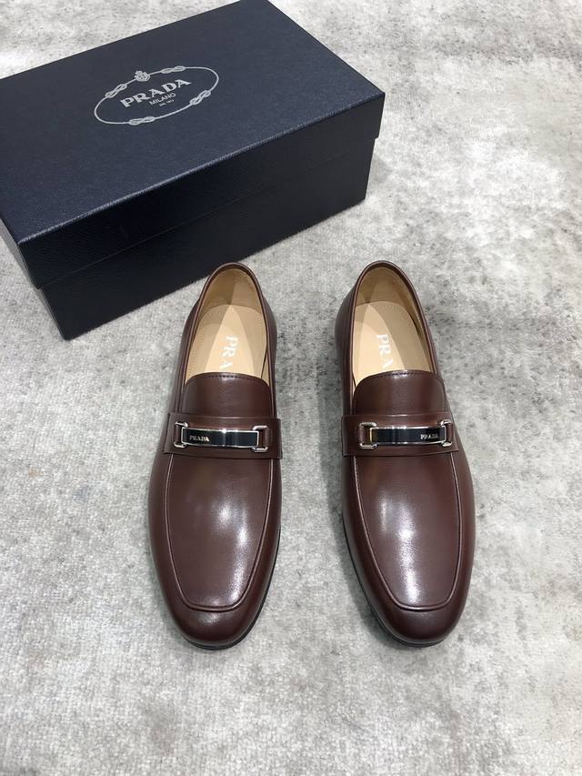 Prada high-end men's casual leather shoes, imported cowhide upper with open edg