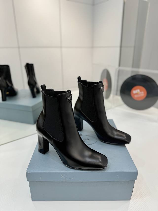 Factory Price Square Toe High Heel Chunky Heel Ankle Boots These boots are perfe