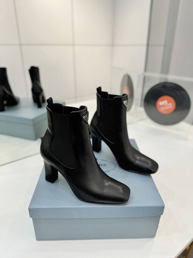 Factory Price Square Toe High Heel Chunky Heel Ankle Boots These boots are perfe