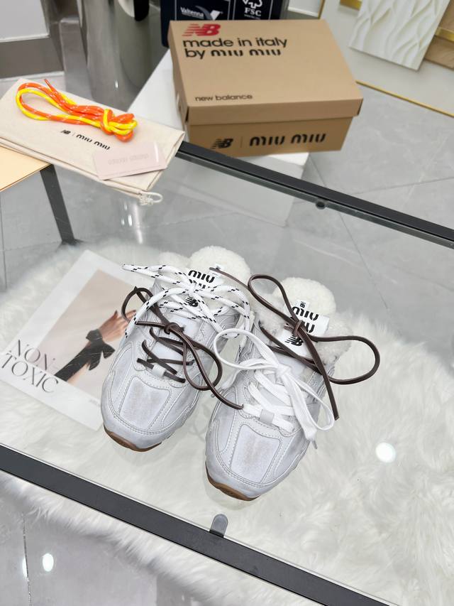 Mium*UX New Balance Collaboration Sneakers Original, precise CP! Infinitely clos