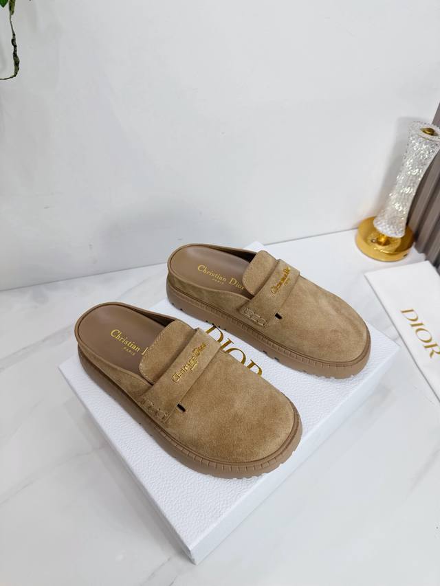 Factory direct 2026 Sss heavy release Dior classic style single shoes, sandals,