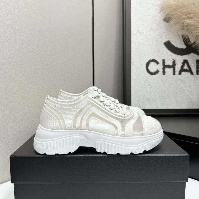 Chanel Panda Shoes! 2025 Top-Tier Casual Sneakers from the Boutique. This classi