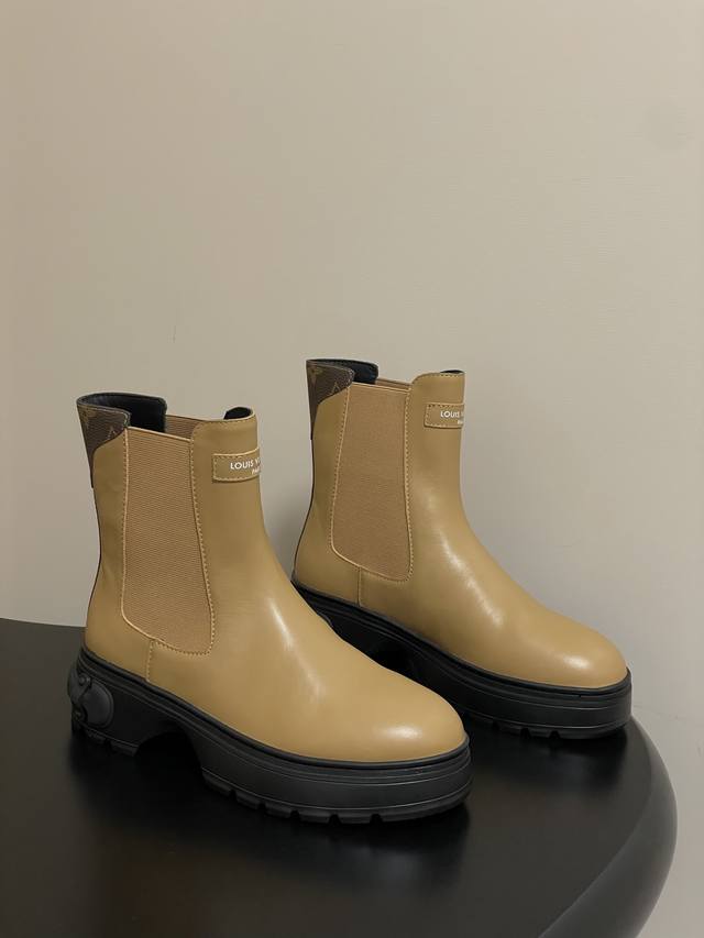 25Ss Autumn/Winter New Louis Vuitton Lv Squad Chelsea Boots, Thick Sole, Elastic
