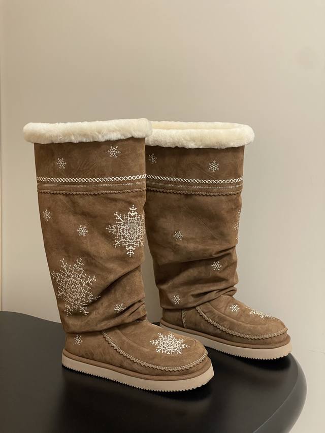 Niche brand Unfolio 25Fw Autumn/Winter New Popular Style Tassel Embroidered Thi